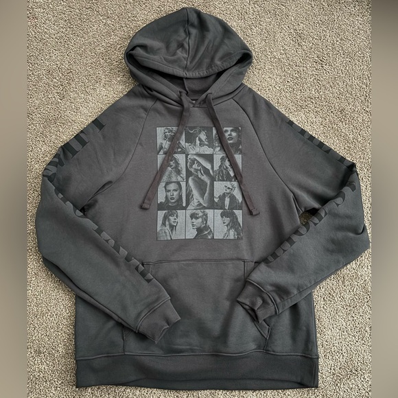 Eras Tour Hoodie Medium - Picture 1 of 2